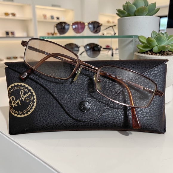 Unisex Ray-Ban Brown Rectangular Frames with Case